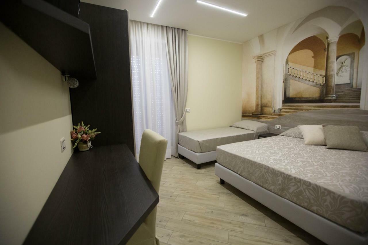 4 Rent Bed & Breakfast Albano Laziale Bagian luar foto